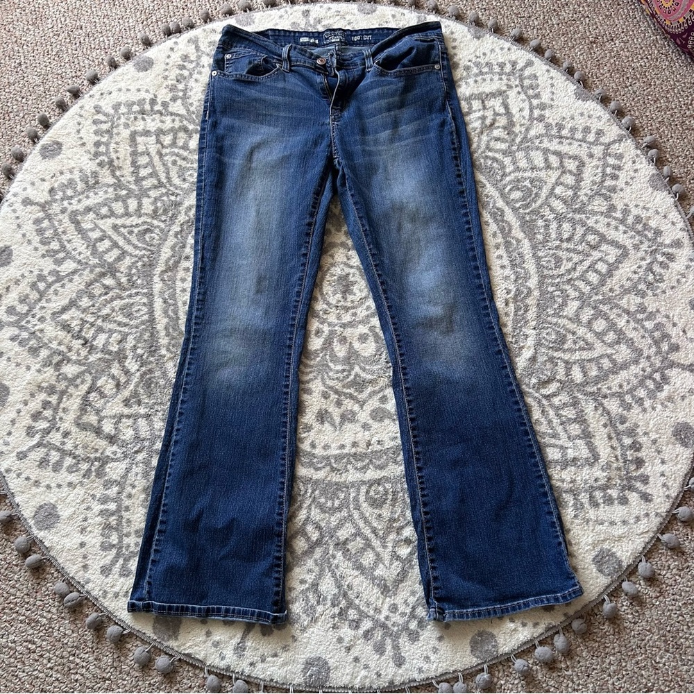 Levi's Signature Boot Cut Jeans